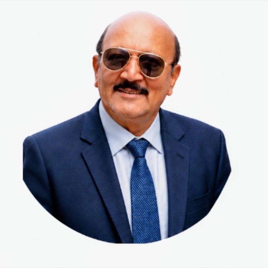 Anil Devre, proprietor